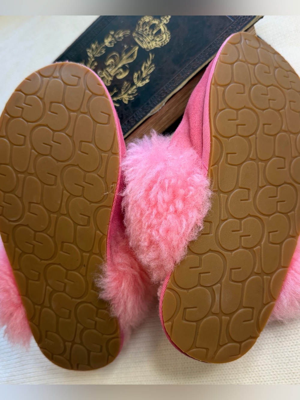 UGG Pink Fury Slippers Women’s Size 7 - Picture 7 of 7